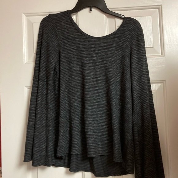 NWT Moa moa long sleeve shirt size L charcoal color lines - Picture 8 of 9